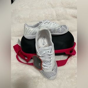 VENGEANCE Nfinity Cheer Shoes